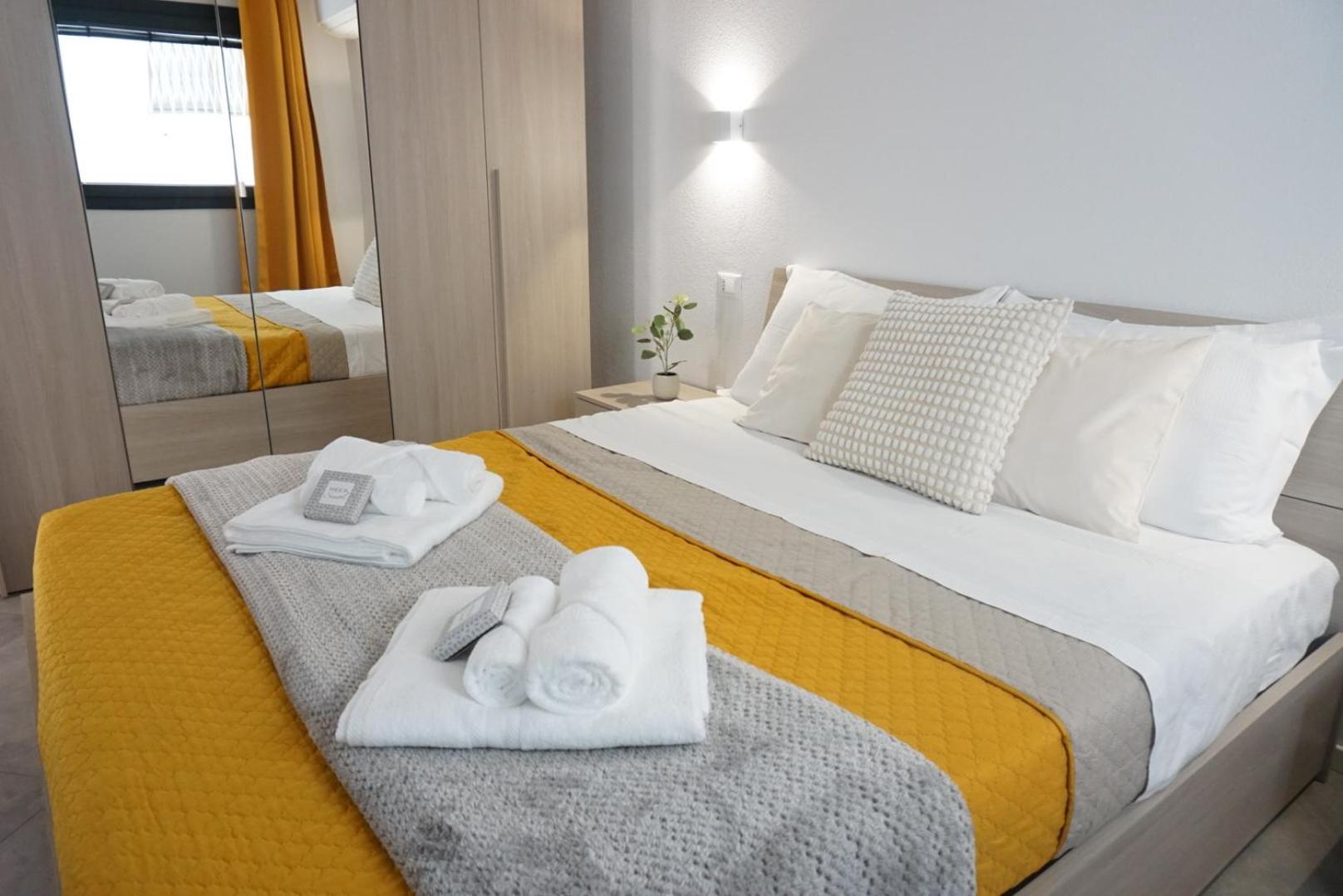 Elisa Apartments B - In Front Of The Walls Of Lucca Ngoại thất bức ảnh